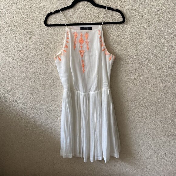 Dolce Vita Women Dress Ricka Garbo White Embroidered Sleeveless Mini Size Medium - Picture 2 of 10